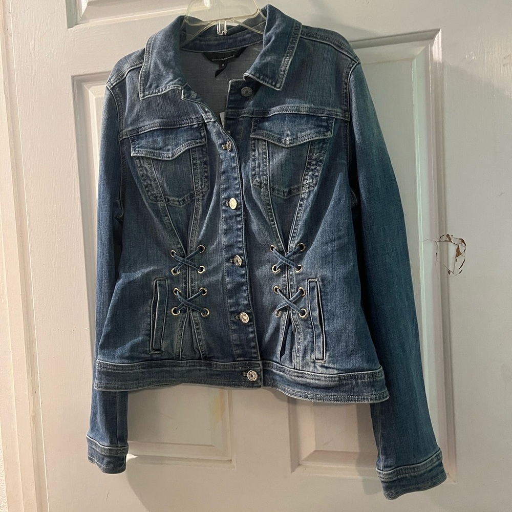 White House Black Market Blue Jean Jacket Fitted Medium-Dark
